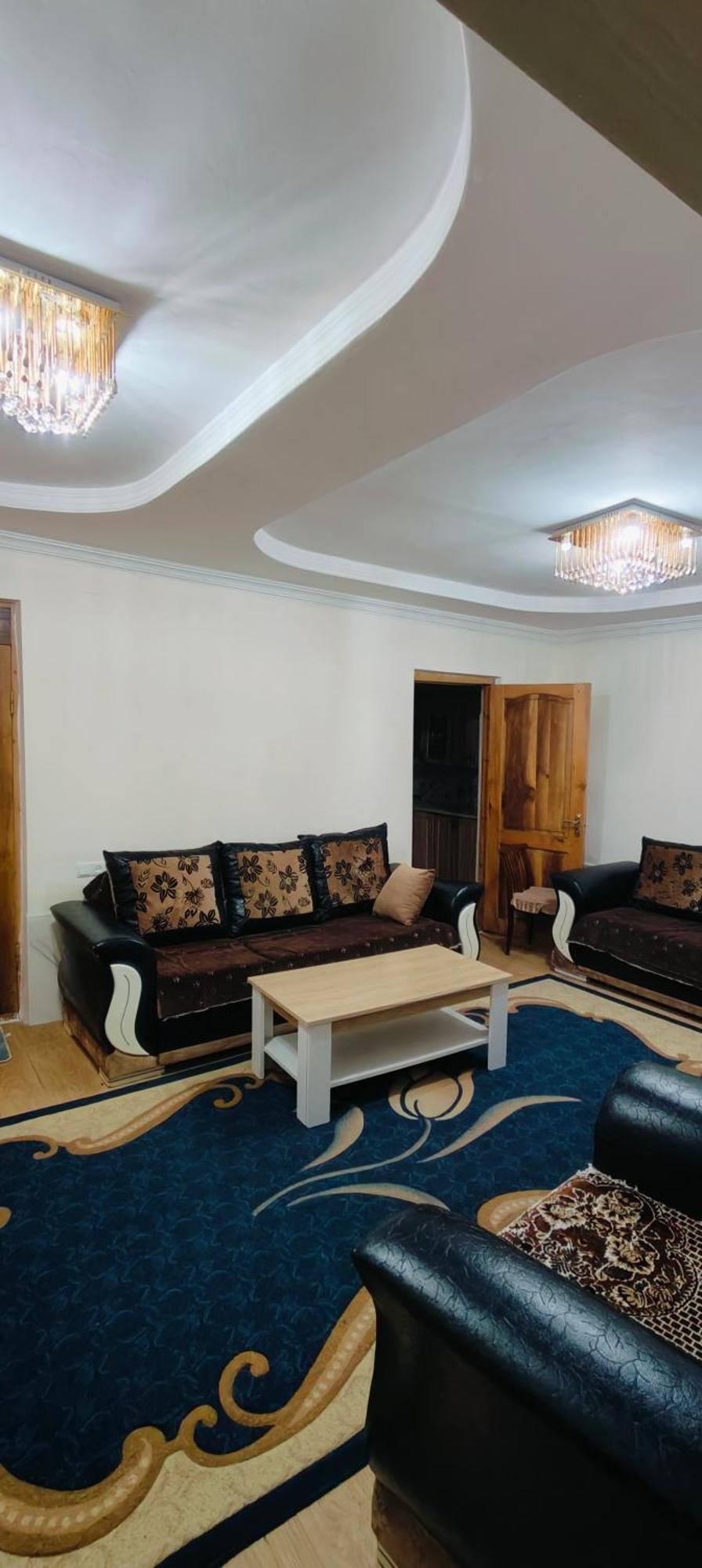 Apartment on Saakadze Batoemi Buitenkant foto